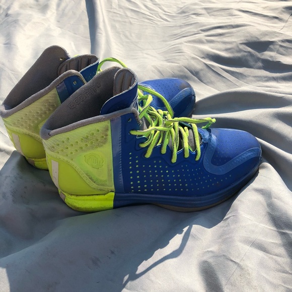 Adidas Shoes for boys - Picture 3 of 5